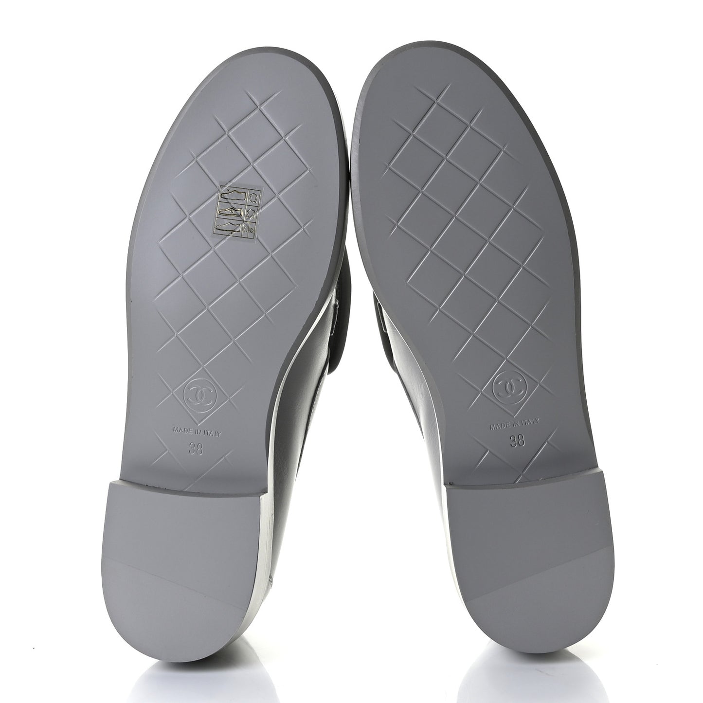 Lambskin Quilted CC Turnlock Loafers 38 Grey