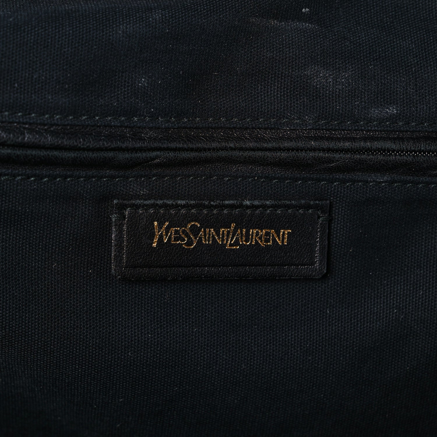 Saint Laurent Pebbled Lambskin Medium Easy Sac Black 6 of 17