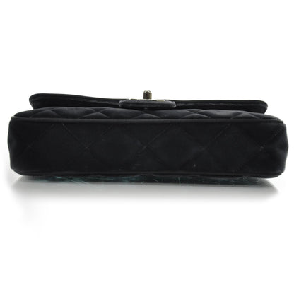 Chanel Velvet Quilted East West Flap Black 4 of 9