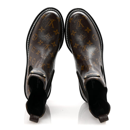 Louis Vuitton Patent Monogram LV Beaubourg Ankle Boots 40 Black 2 of 10