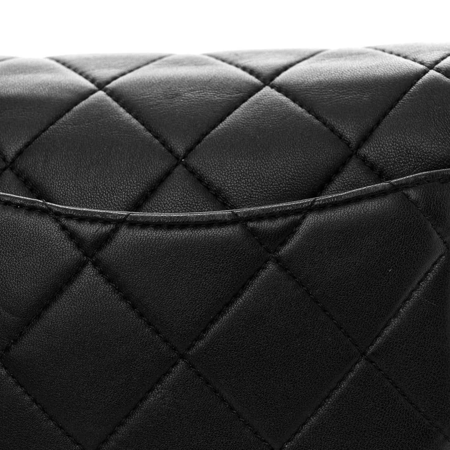 Lambskin Quilted Chain Flap Black