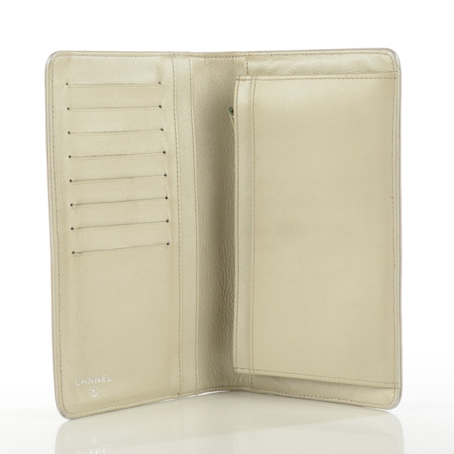 Chanel Caviar Sevruga Yen Wallet Pearl 8 of 8