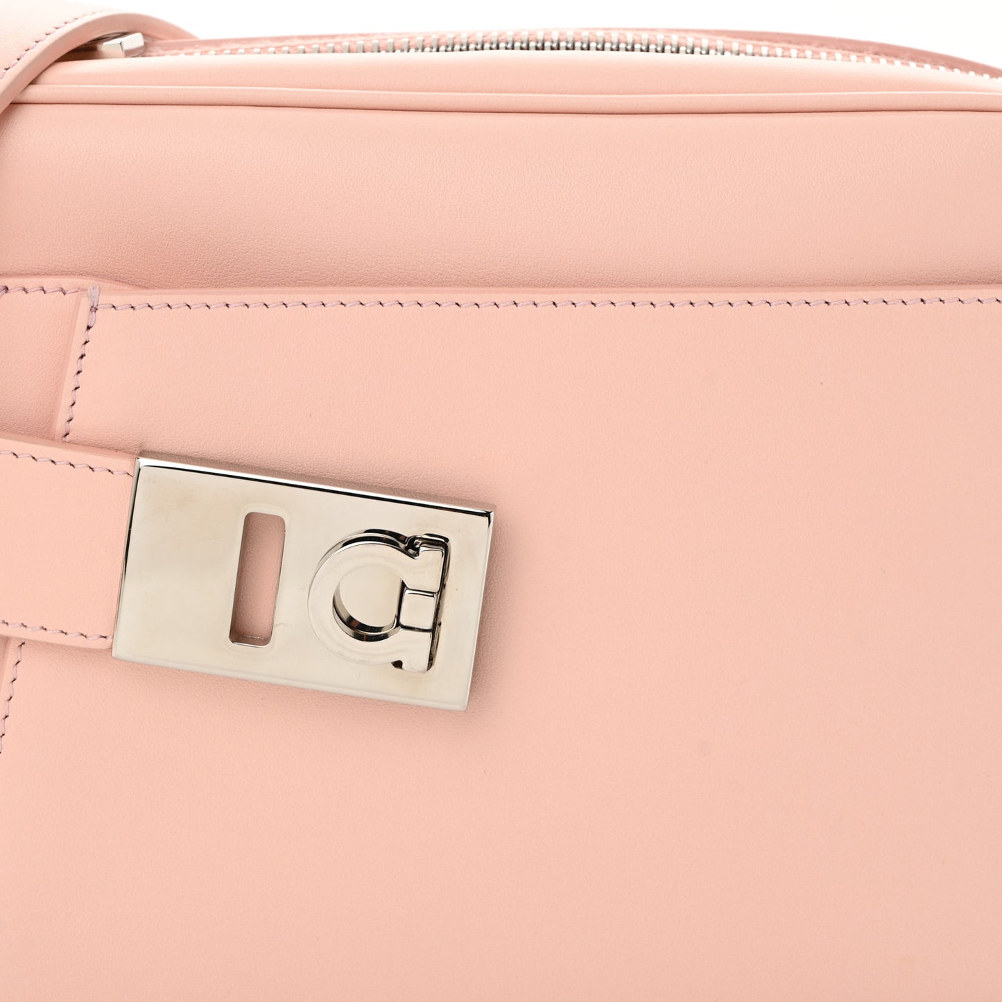 Calfskin Gancio Small Archive Camera Case Nylund Pink