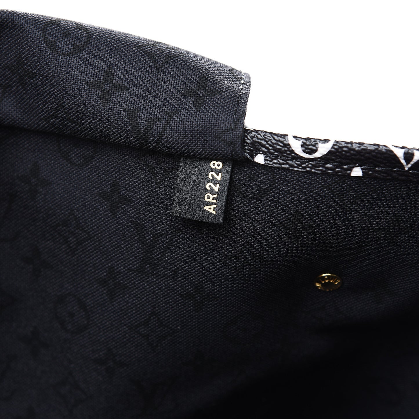 Monogram Giant Crafty Neverfull MM Creme Rouge Black
