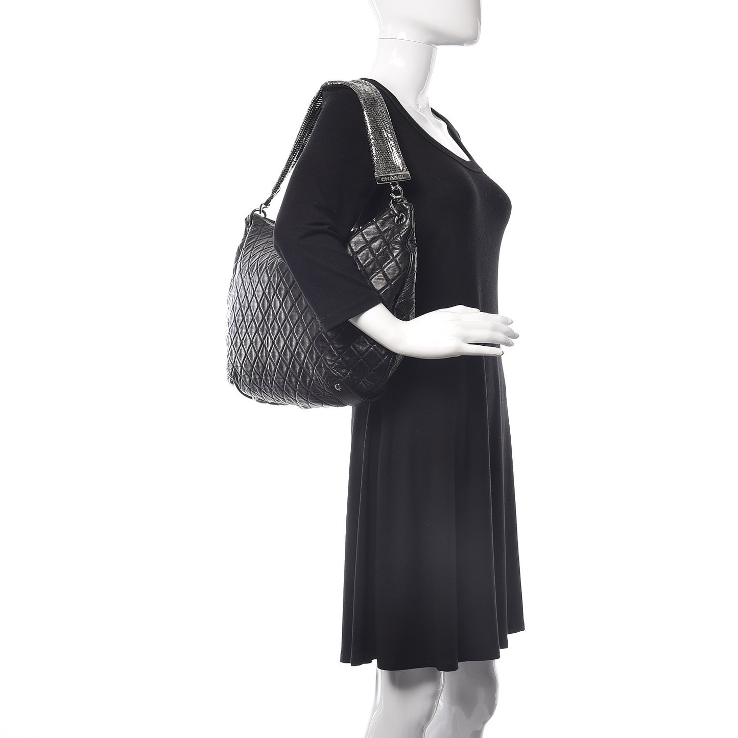 Lambskin Large Chain Mail Hobo Black