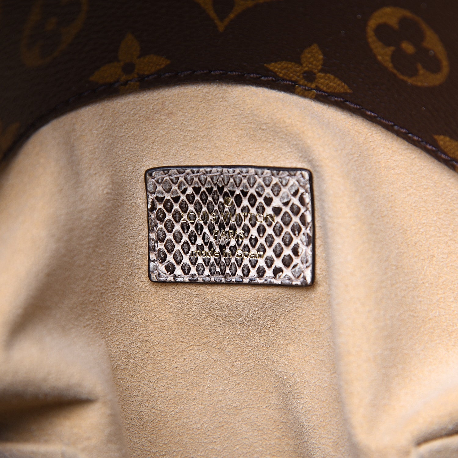 Louis Vuitton Ayers Monogram Artsy MM 5 of 8