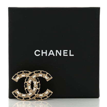 Chanel Lambskin Chain CC Brooch Black White Gold 4 of 4