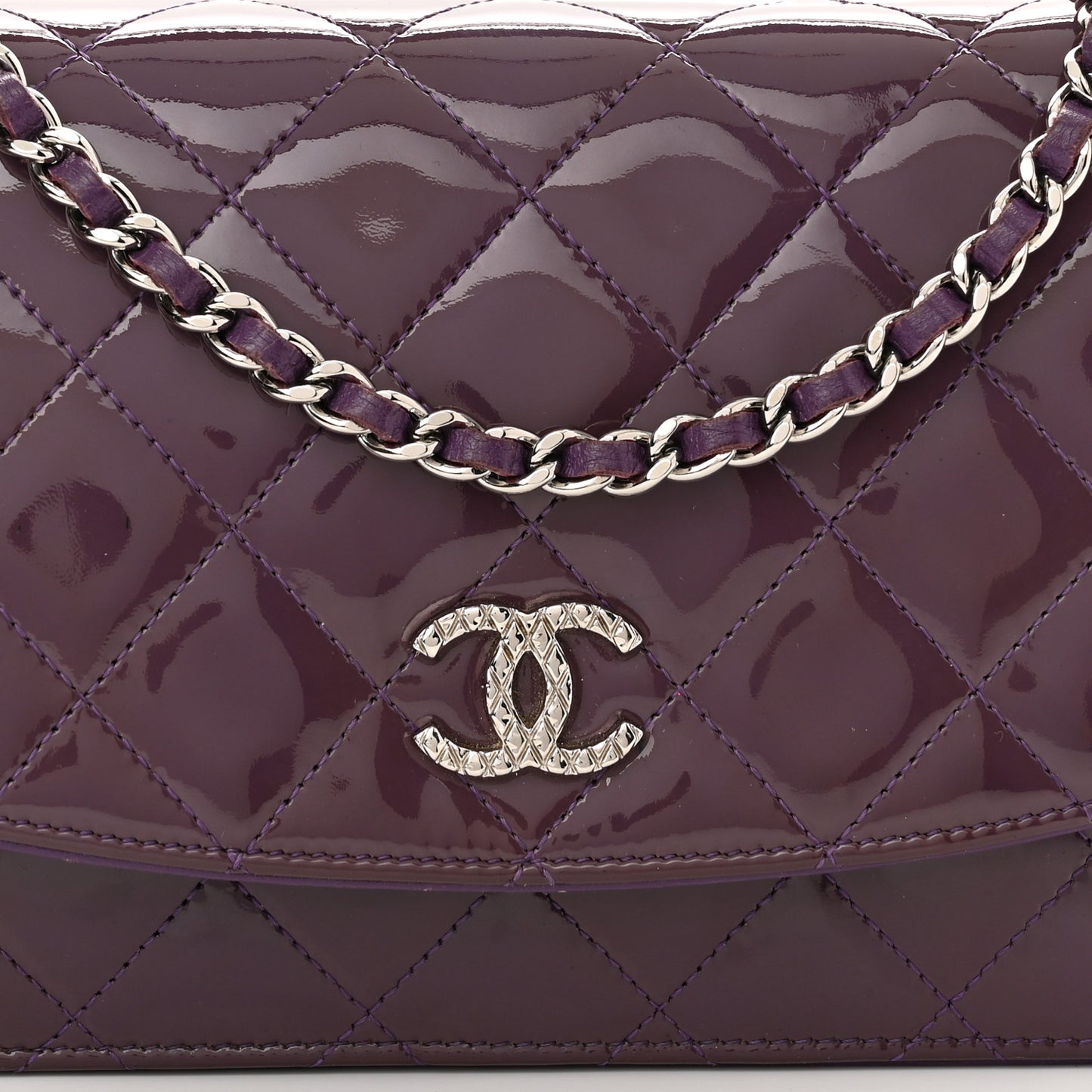 Patent Quilted Brilliant Wallet On Chain WOC Violet