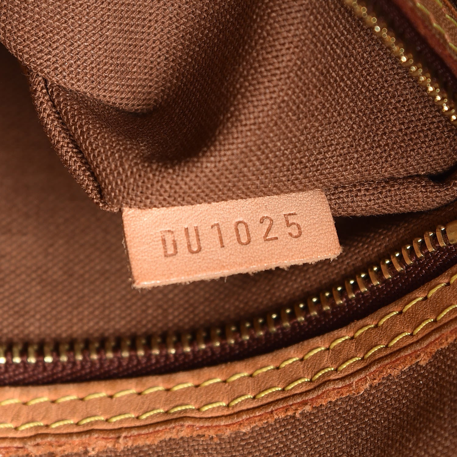 Louis Vuitton Monogram Batignolles Horizontal 7 of 20