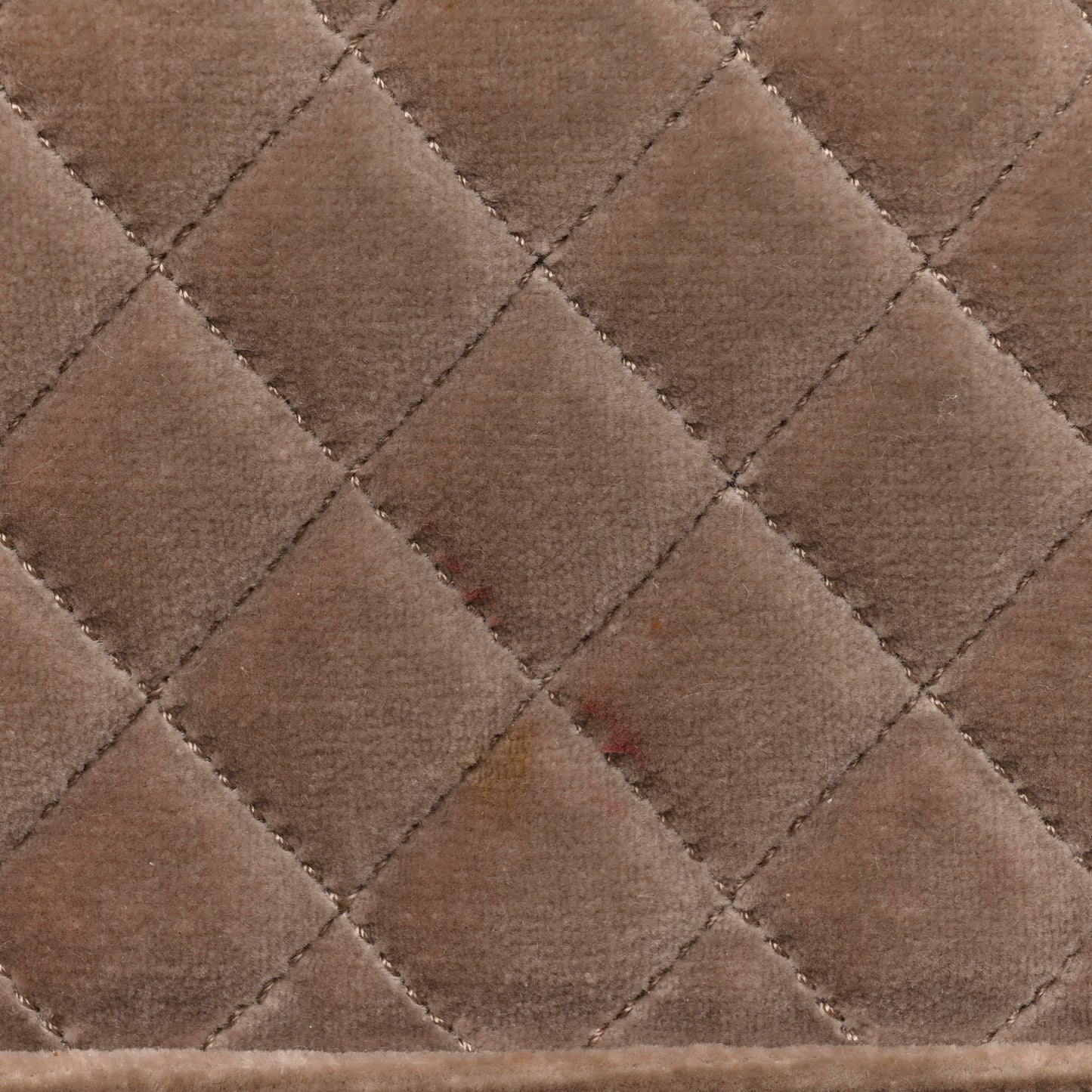 Velvet Quilted Small Boy Flap Beige