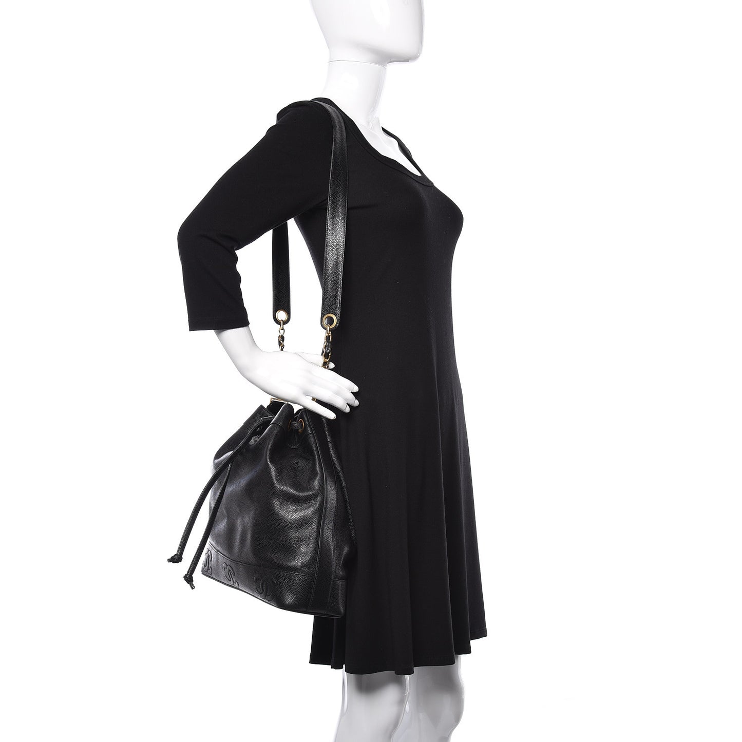 Caviar CC Drawstring Shoulder Bag Black