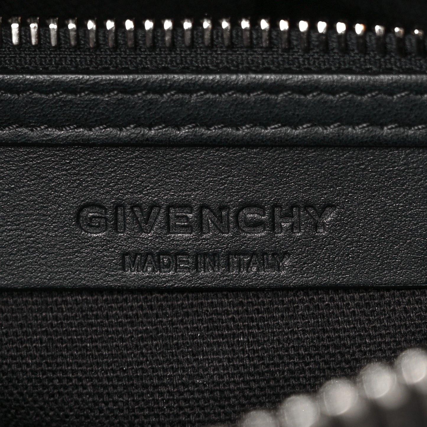 Smooth Calfskin Triangle Studded Mini Antigona Black