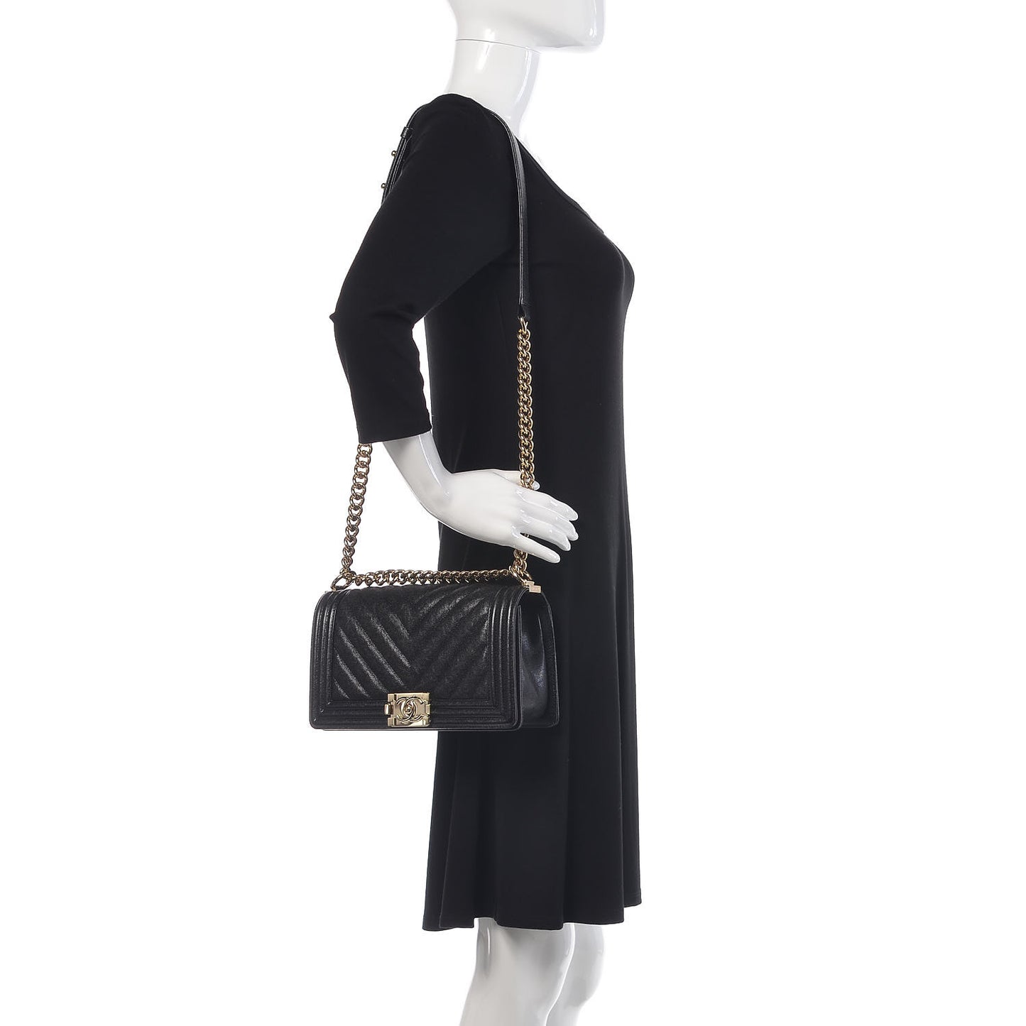 Caviar Chevron Quilted Medium Boy Flap Black