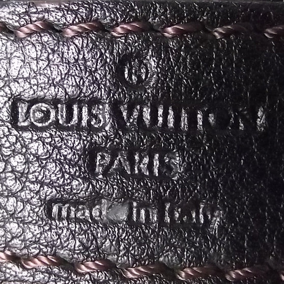 Louis Vuitton Mahina L Black 7 of 9