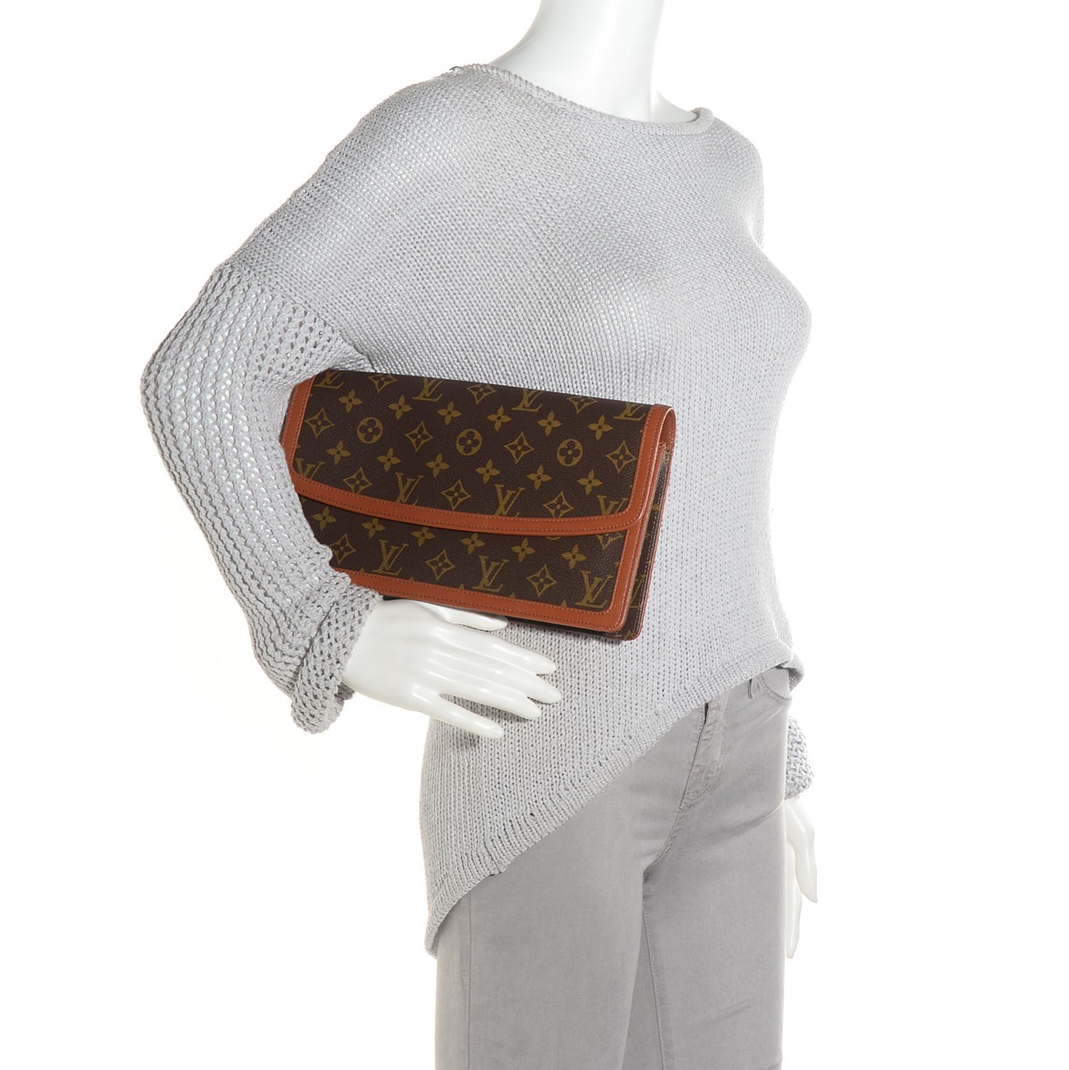 Louis Vuitton Monogram Pochette Dame 29 2 of 7