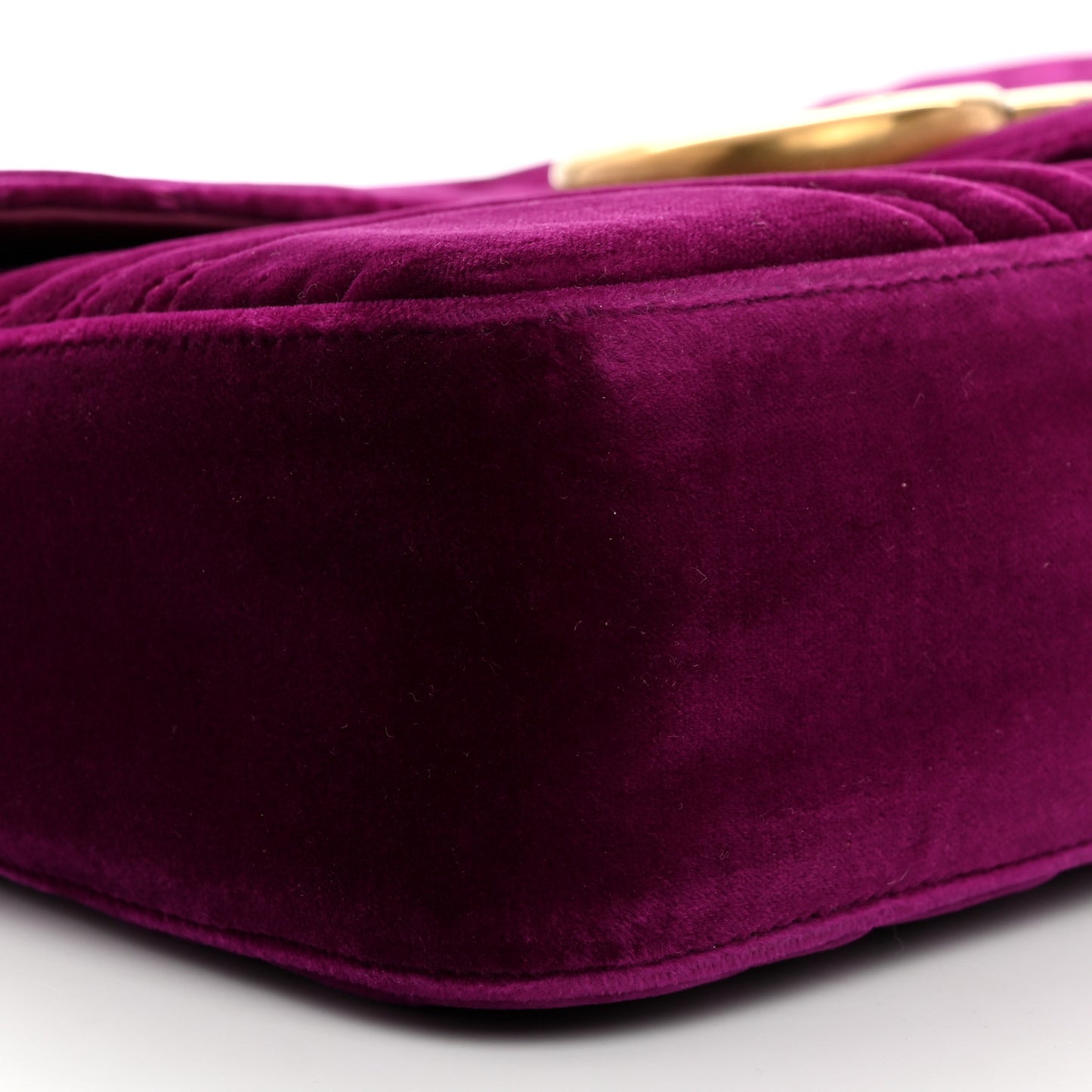 Velvet Matelasse Medium GG Marmont Shoulder Bag Fuchsia Violet Cyclamen
