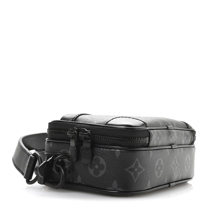 Louis Vuitton Monogram Eclipse Alpha Messenger 4 of 9