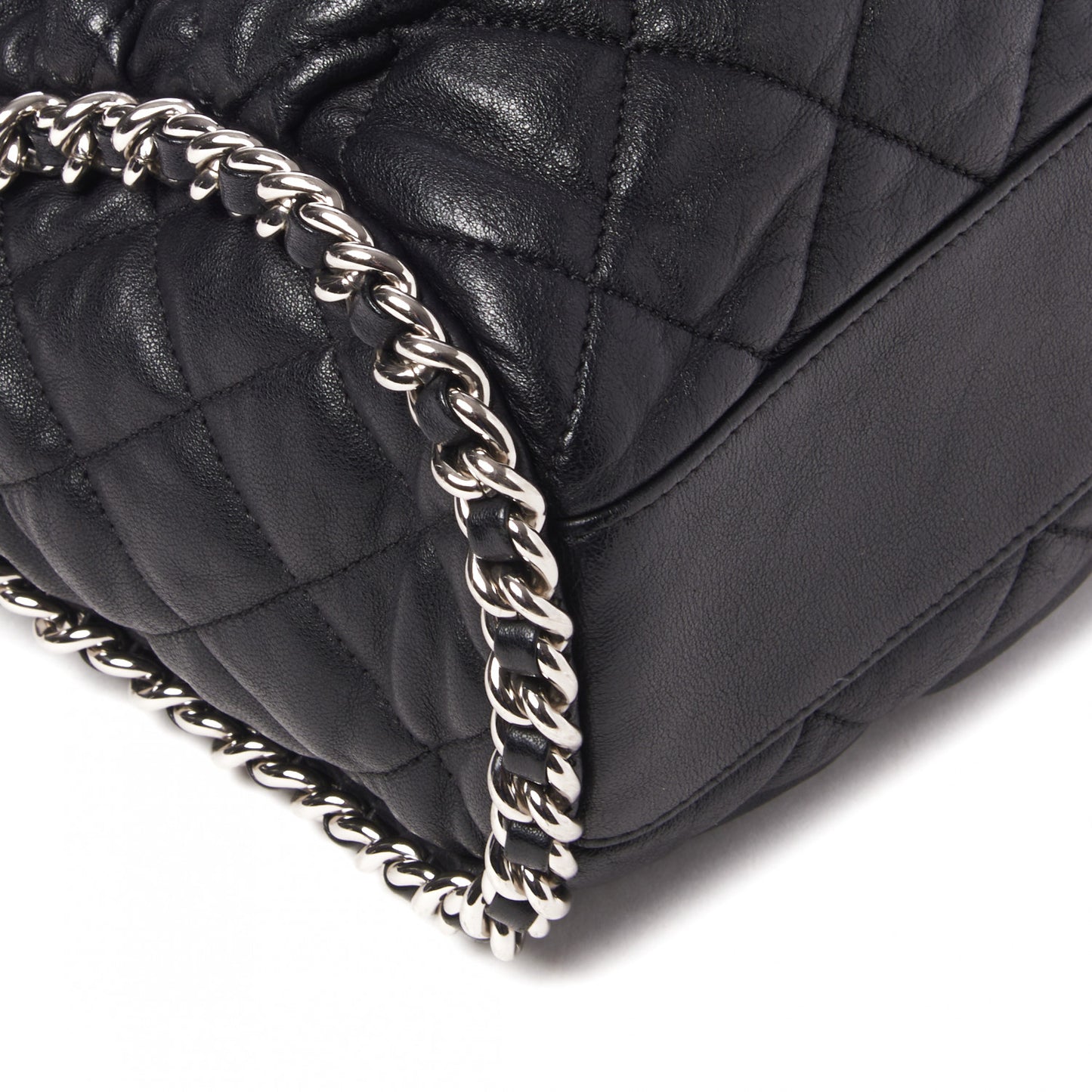 Washed Lambskin Chain Around Hobo Black