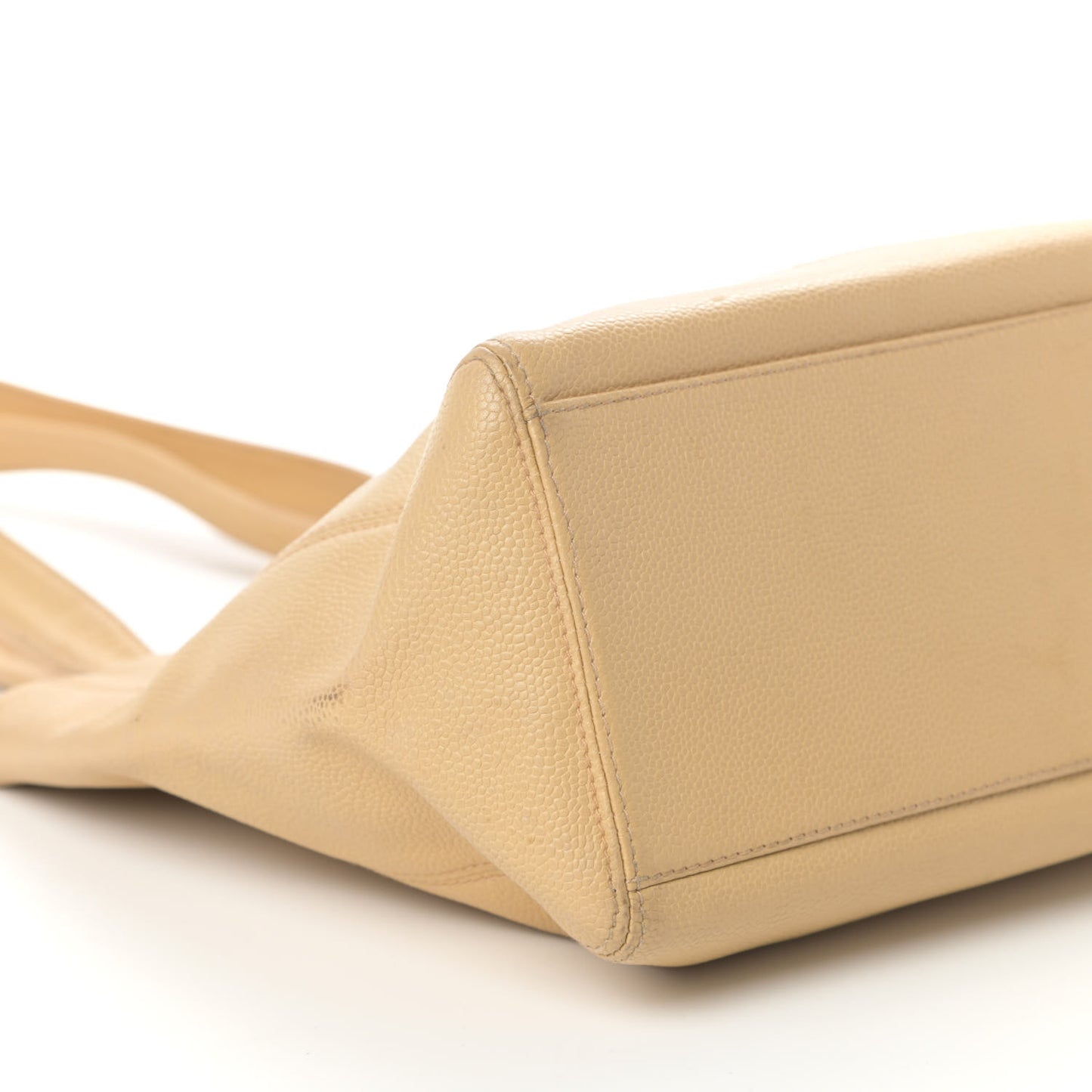 Caviar CC Shoulder Bag Beige