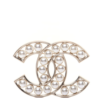 Chanel Pearl CC Brooch Light Gold 1 of 6