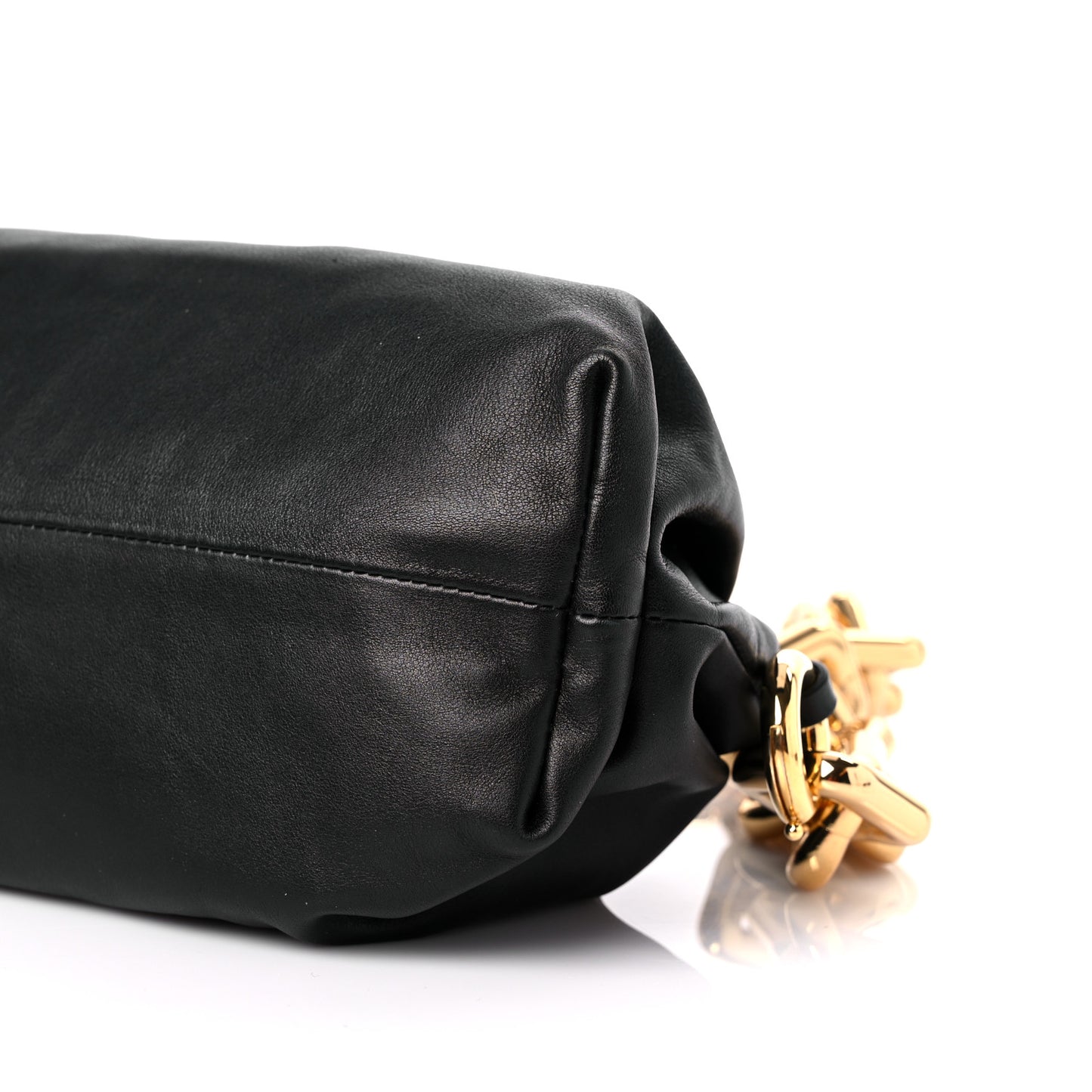Calfskin The Pouch Chain Black