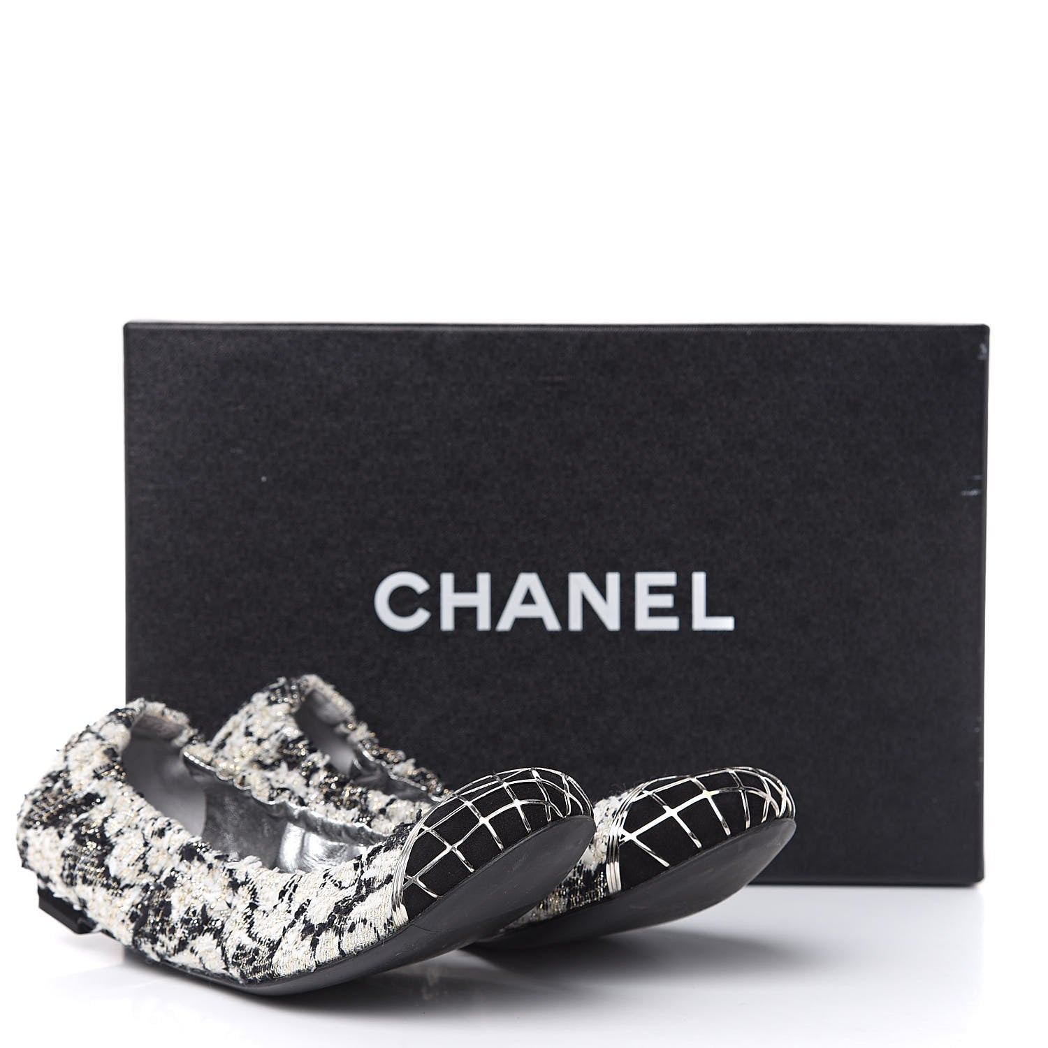 Chanel Tweed CC Elastic Cap Toe Ballerina Flats 35.5 Ecru Black Argent 9 of 9
