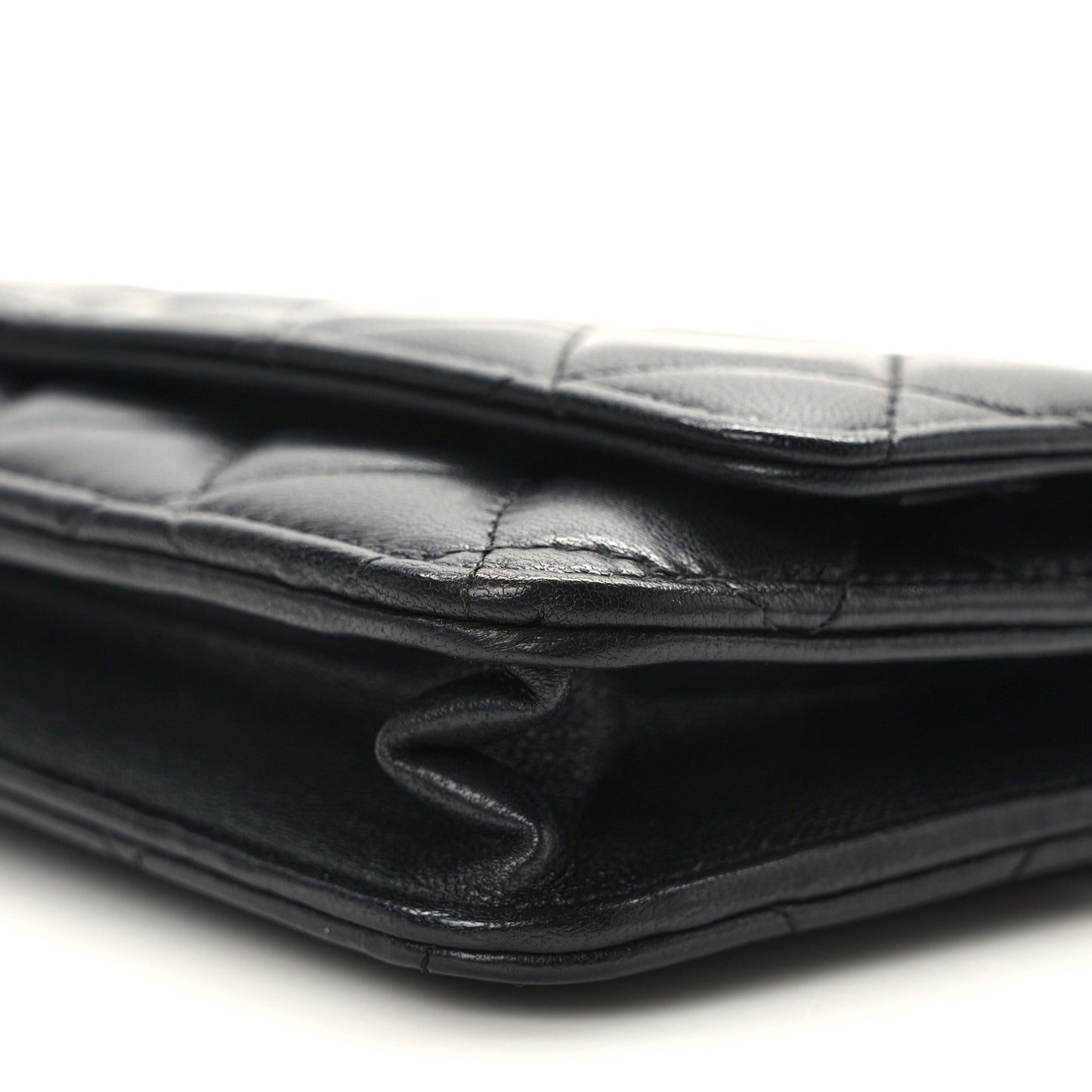 Lambskin Quilted Wallet On Chain WOC Black