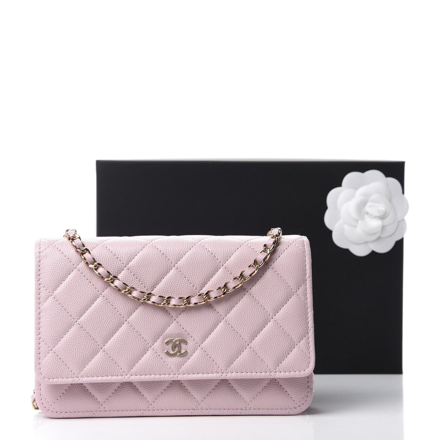 Caviar Quilted Wallet On Chain WOC Light Pink