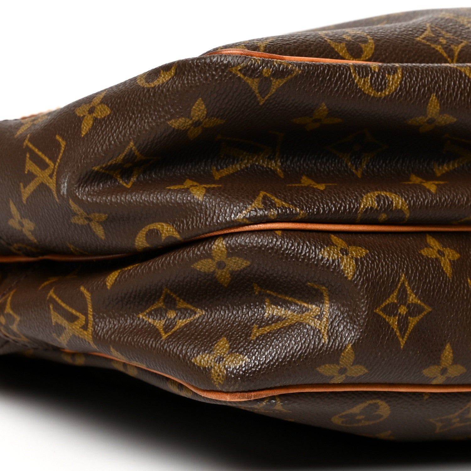 Louis Vuitton Monogram Reporter GM 7 of 8