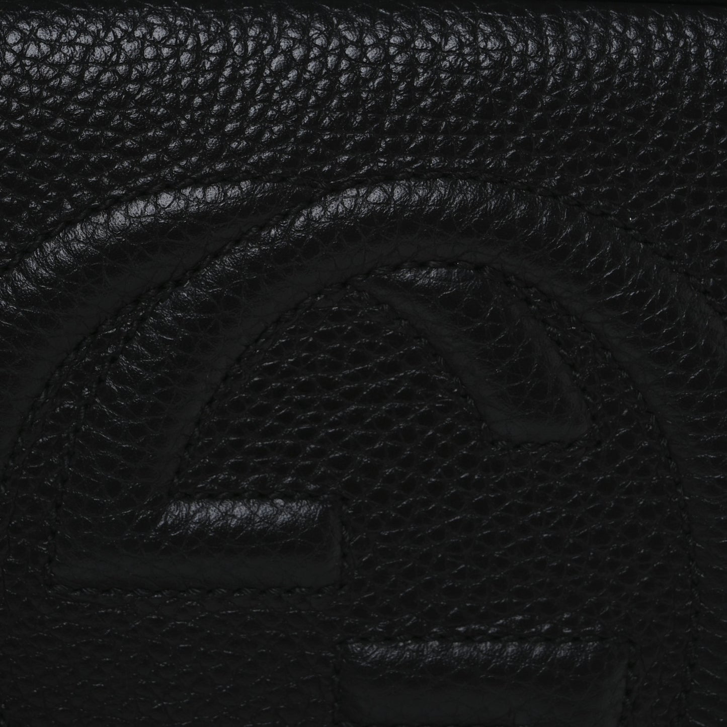 Pebbled Calfskin Small Soho Disco Bag Black