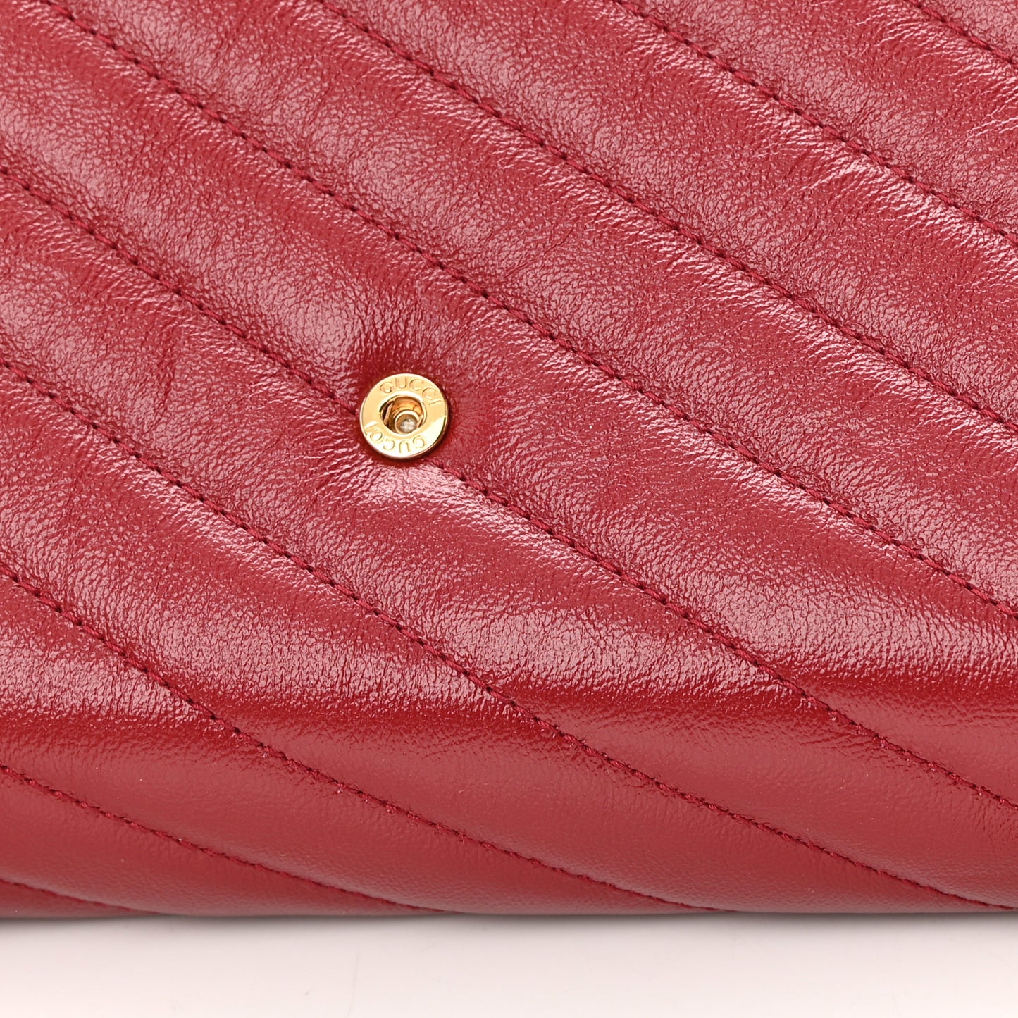 Azalea Calfskin Enamel Matelasse Diagonal Torchon GG Marmont Chain Wallet New Cherry Red Wild Rose