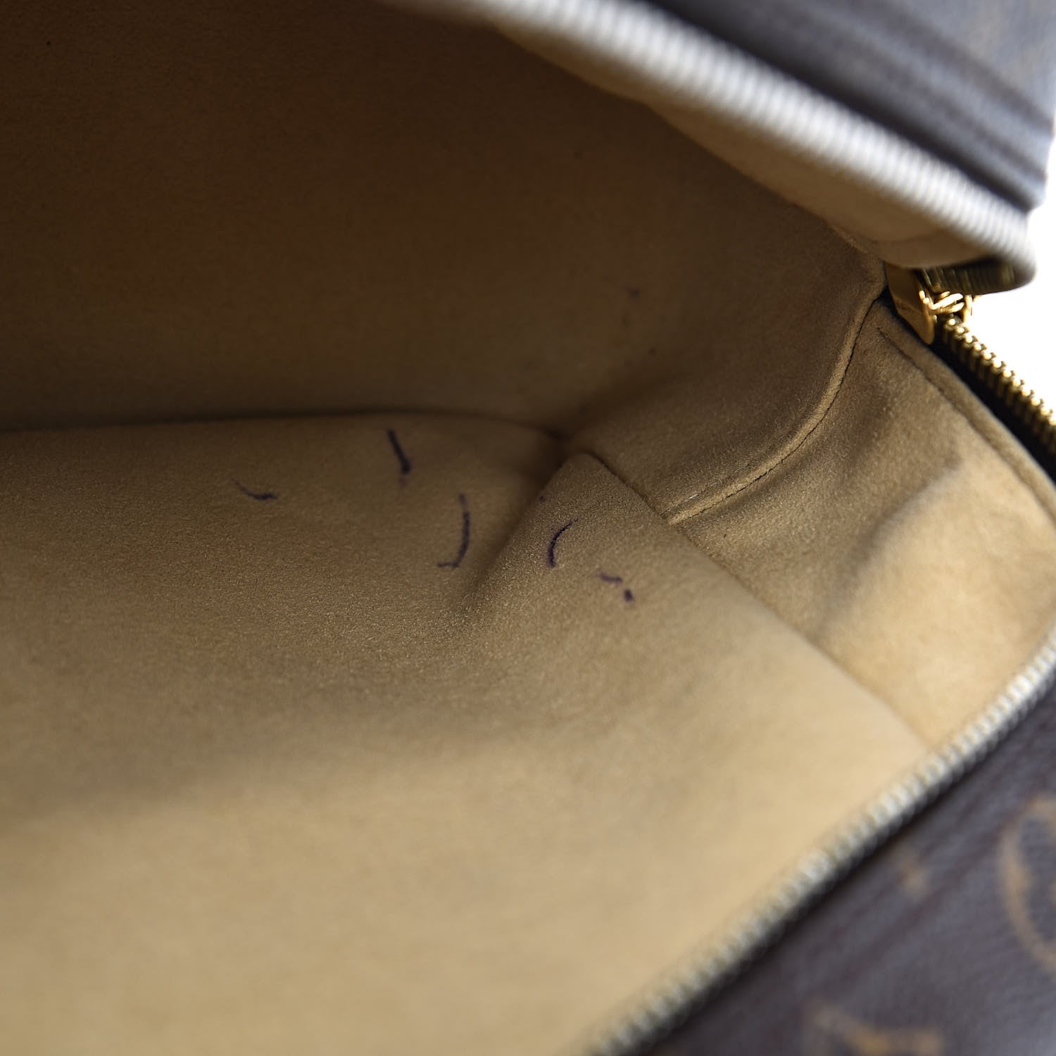 Louis Vuitton Monogram Manhattan PM 9 of 15