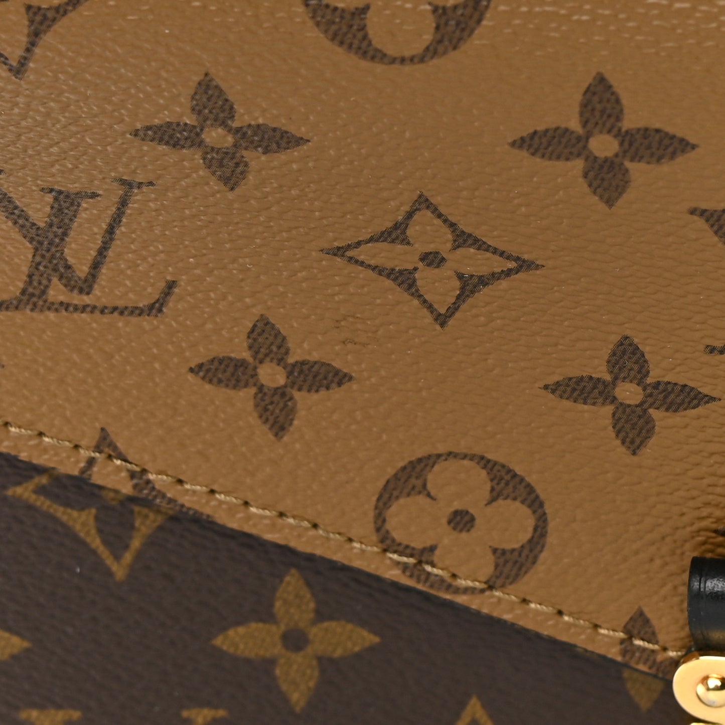 Reverse Monogram Pochette Metis