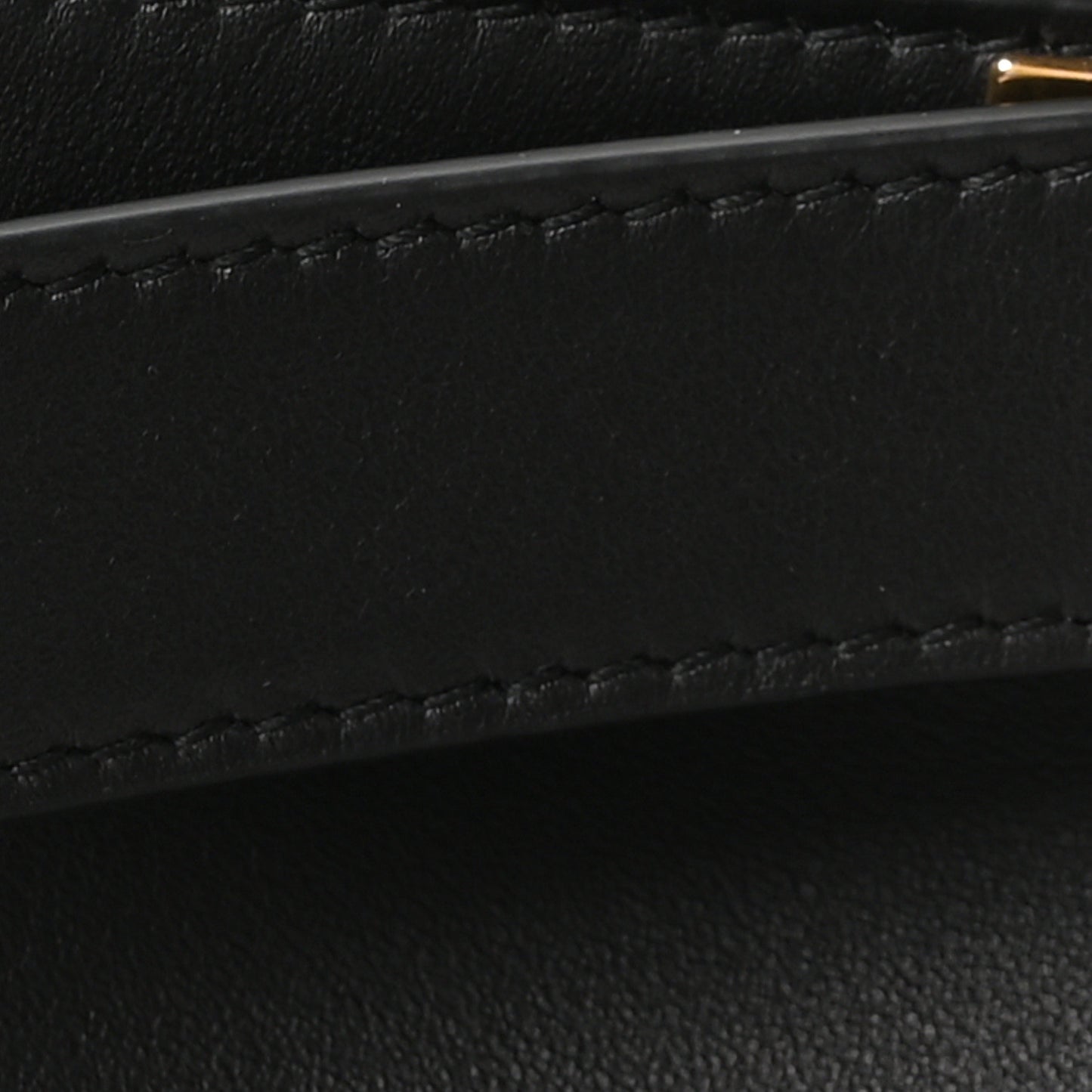 Smooth Calfskin Small Be Air Hobo Black