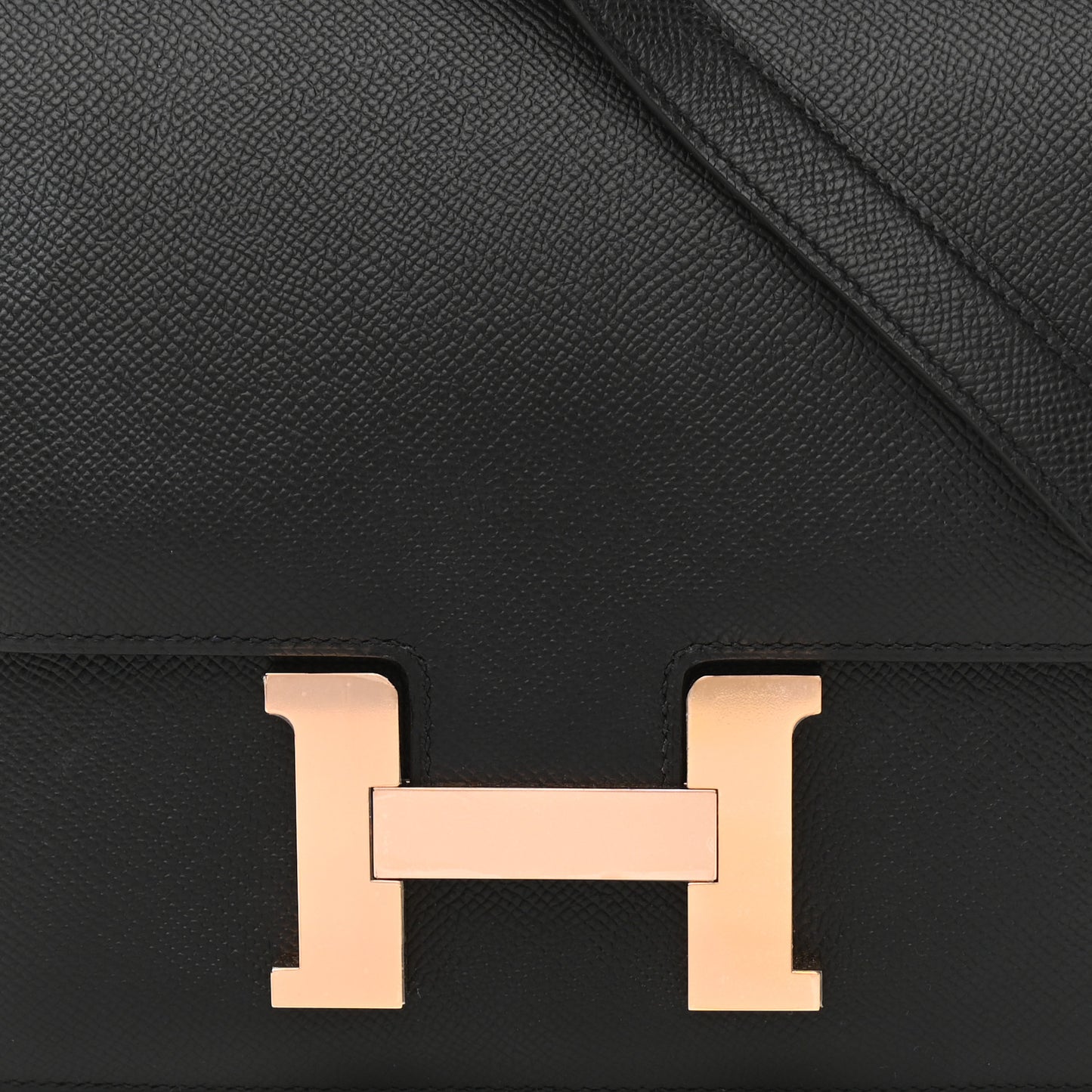 Epsom Constance 24 Black