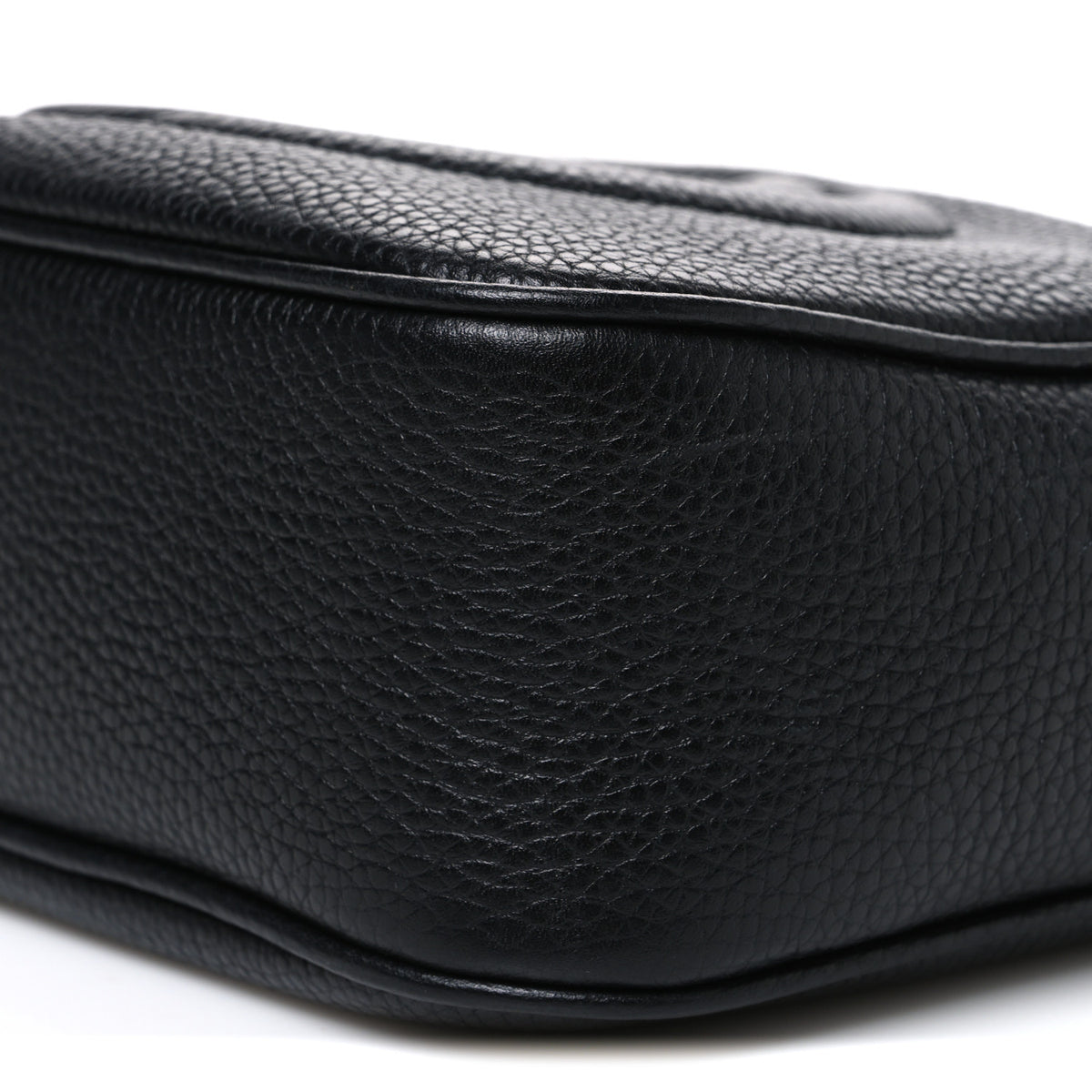 Pebbled Calfskin Small Soho Disco Bag Black