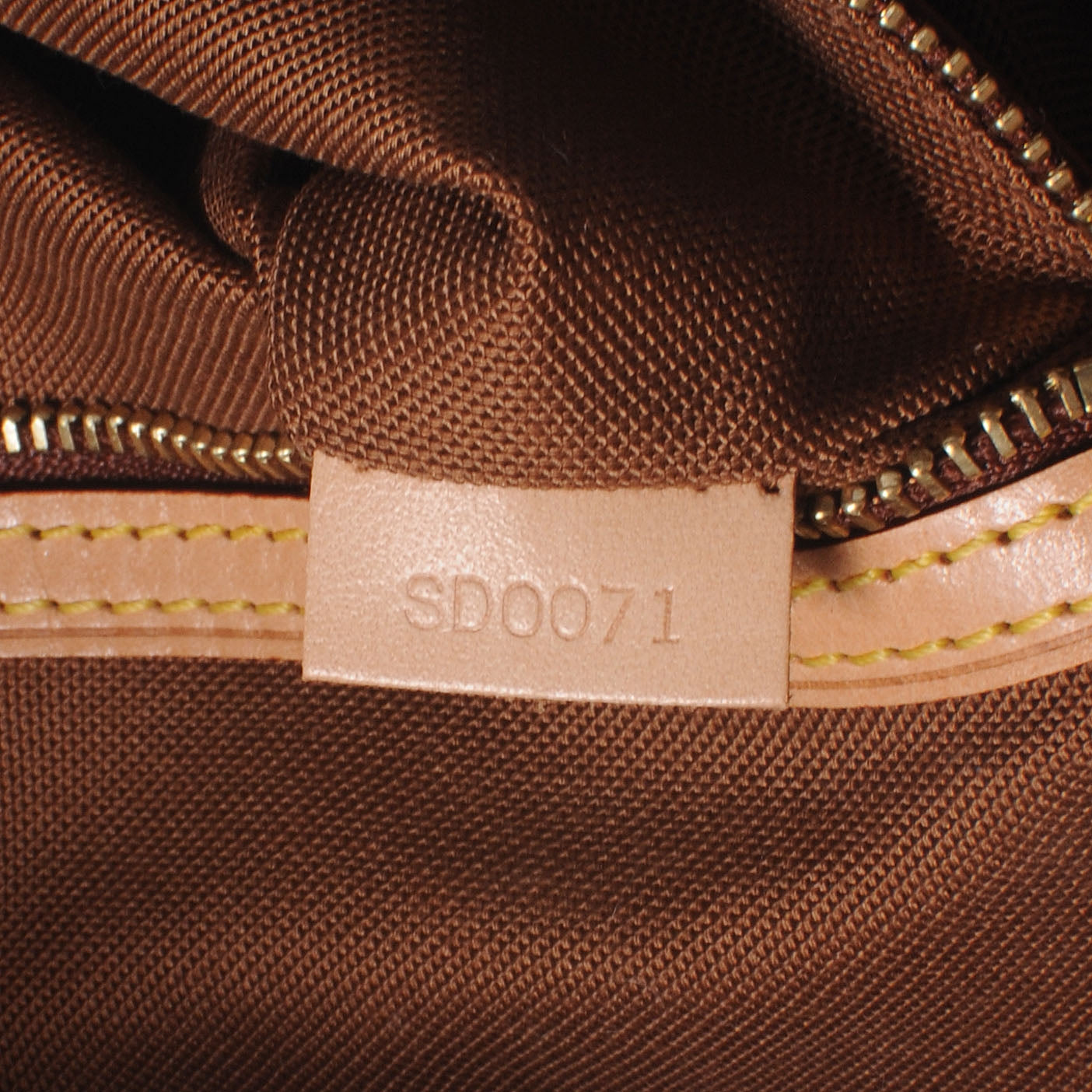 Monogram Mini Looping