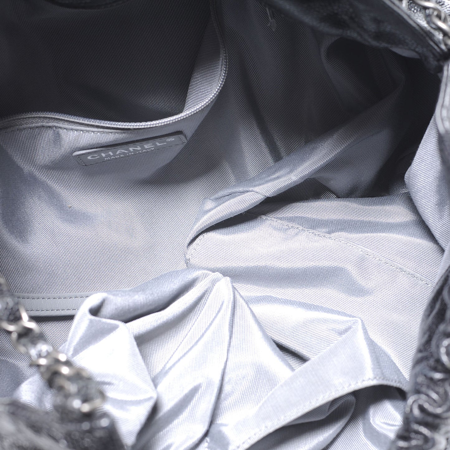 Caviar Quilted Large Elastic Tote Black