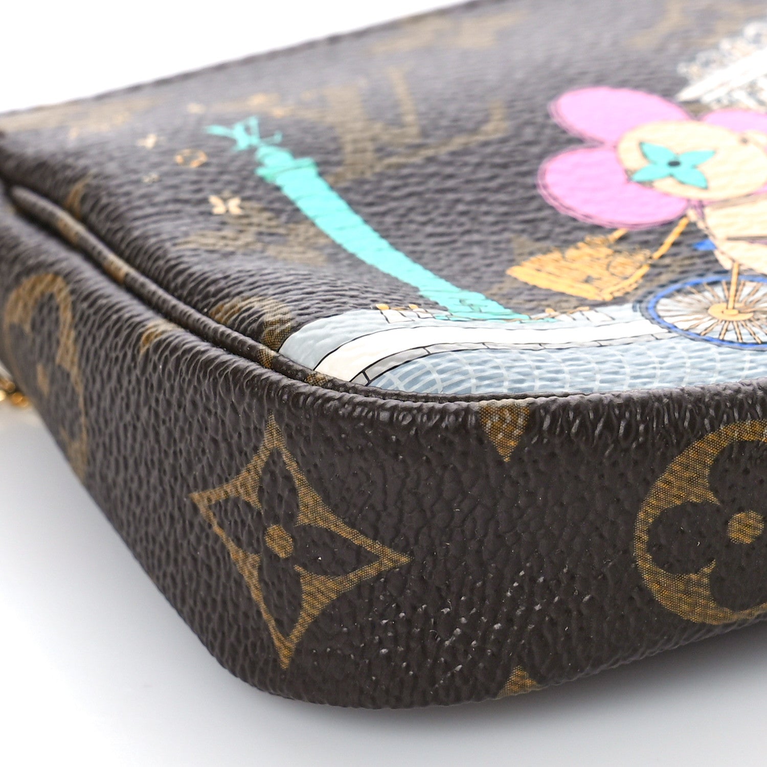 Louis Vuitton Monogram 2022 Christmas Animation Paris Mini Pochette Accessories Pink 8 of 9