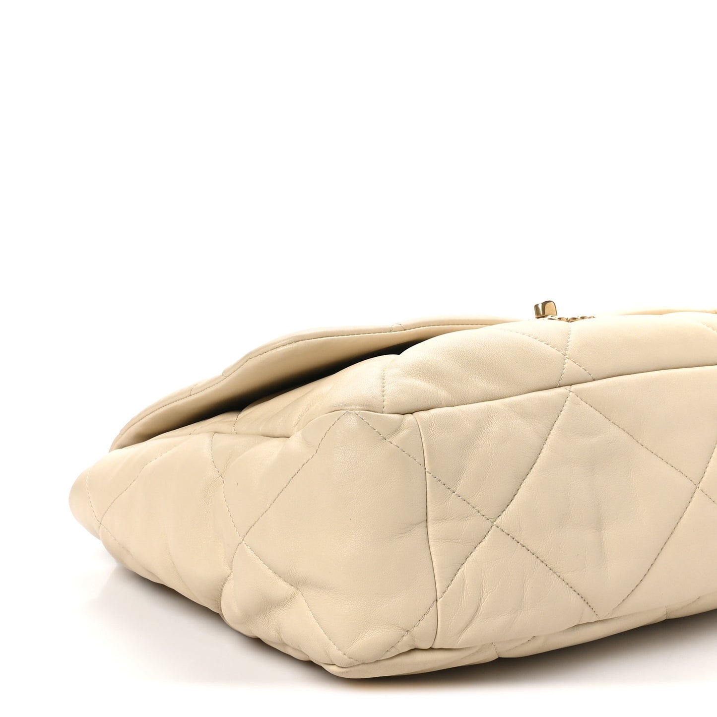 Lambskin Quilted Maxi Chanel 19 Flap Beige