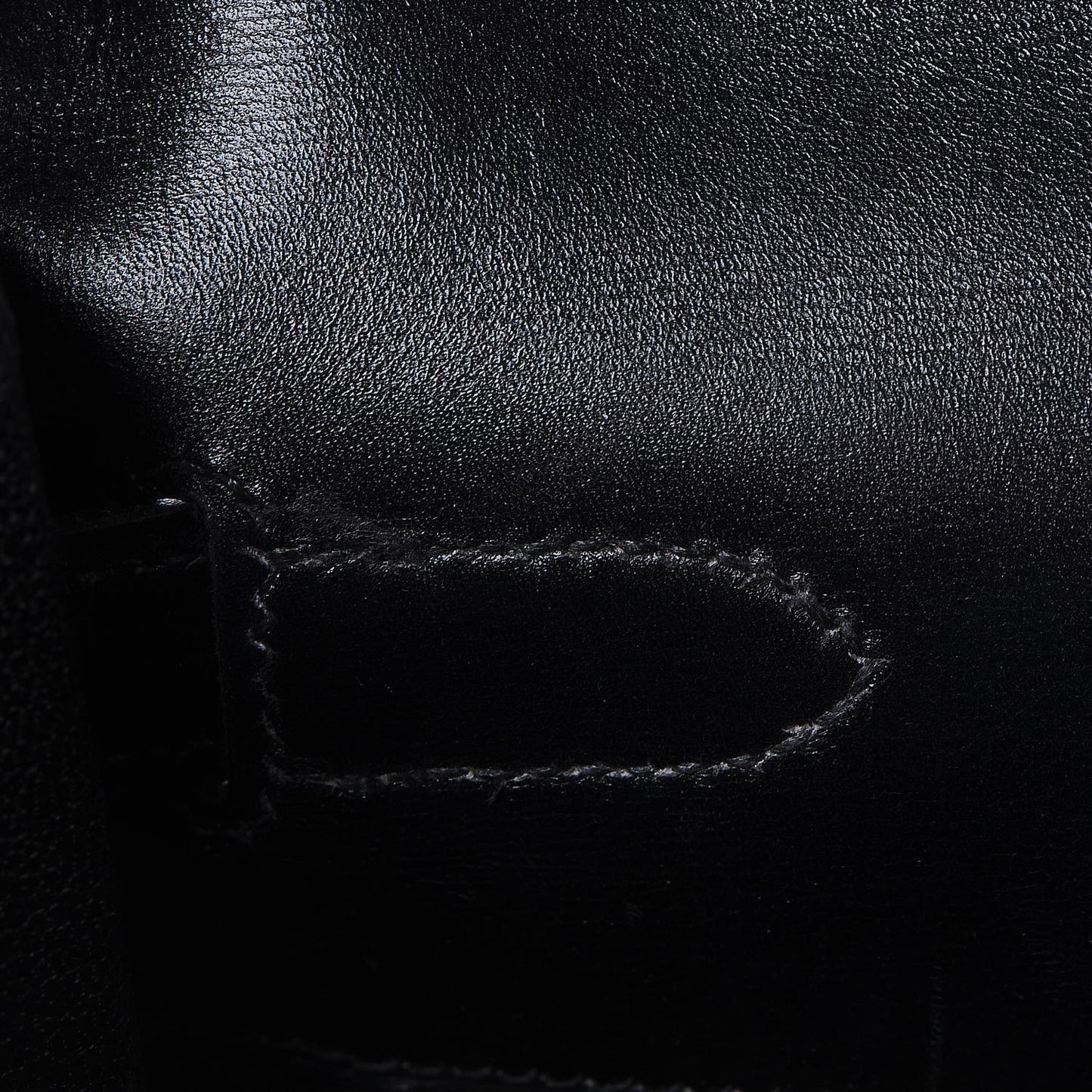 Box Kelly Retourne 32 Black