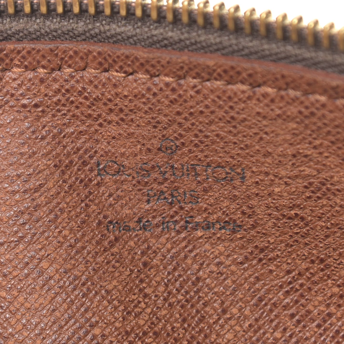 Monogram Papillon 26