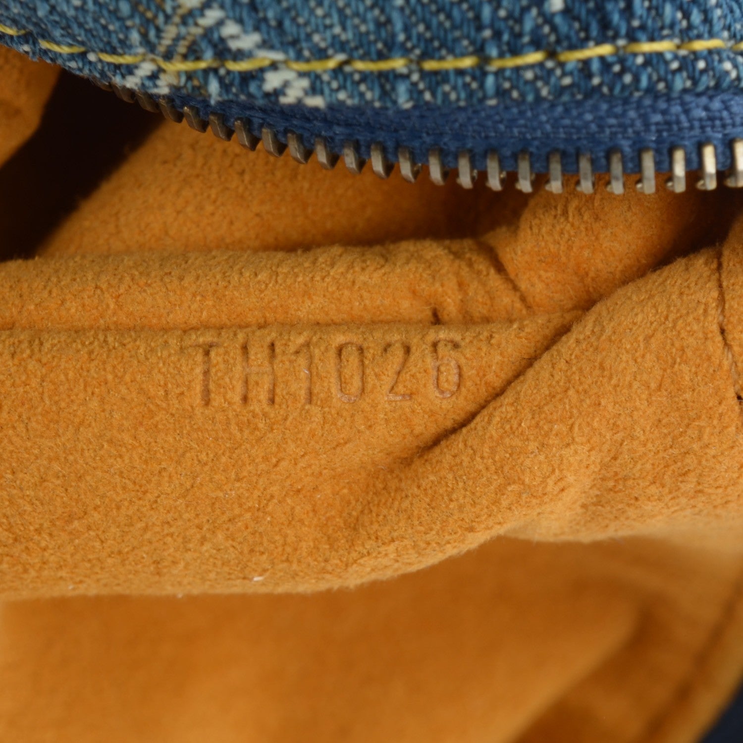 Louis Vuitton Denim Speedy GM Pochette Case 7 of 7