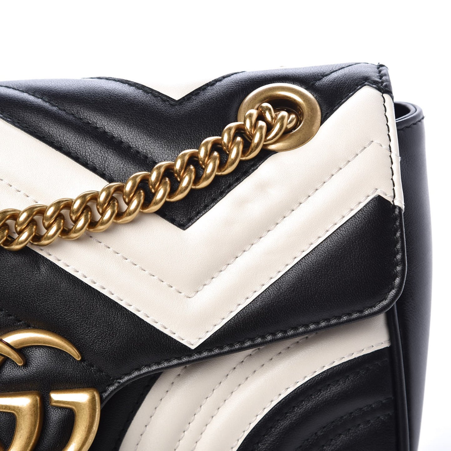 Calfskin Matelasse Small GG Marmont Shoulder Bag Black White