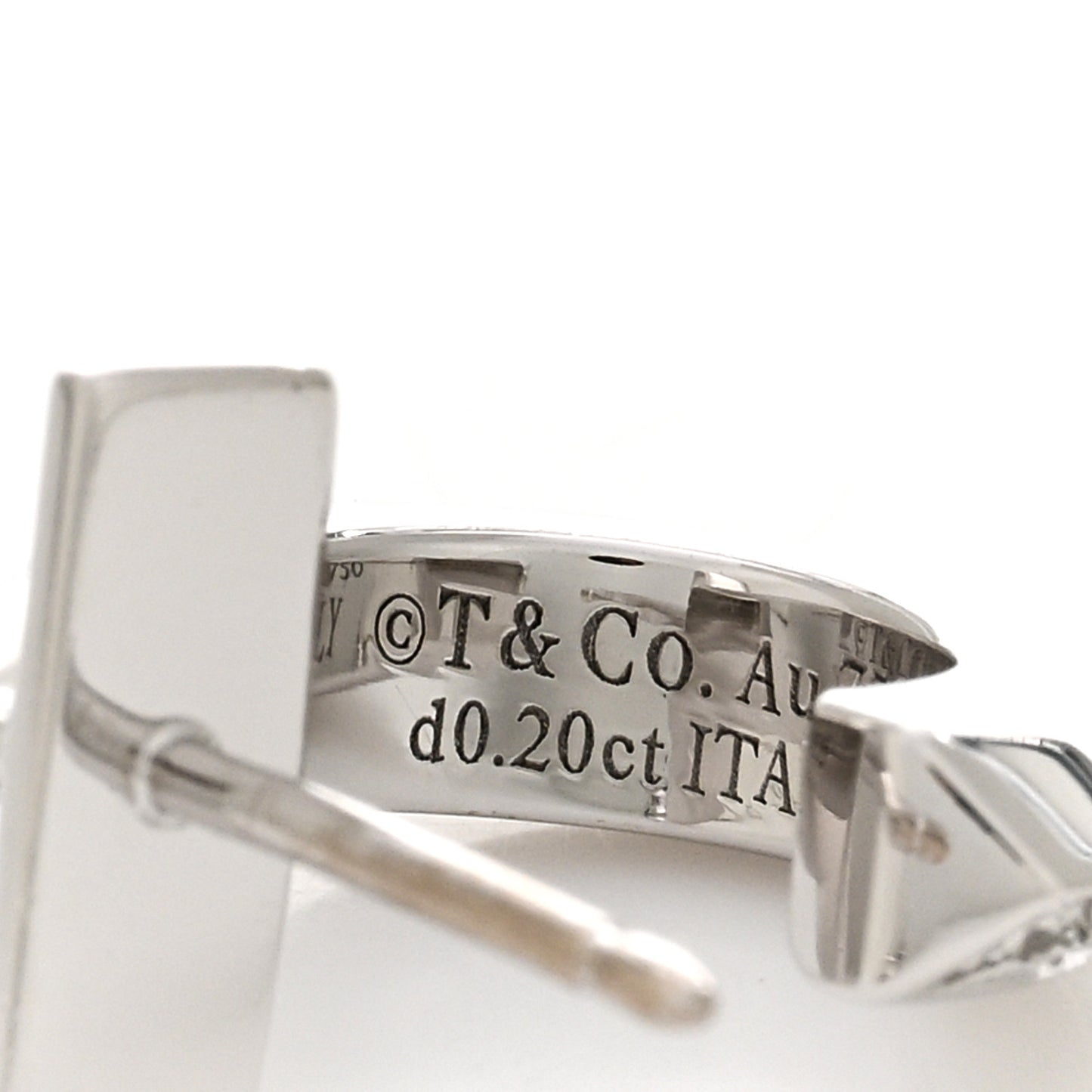18K White Gold Diamond T1 Hoop Earrings