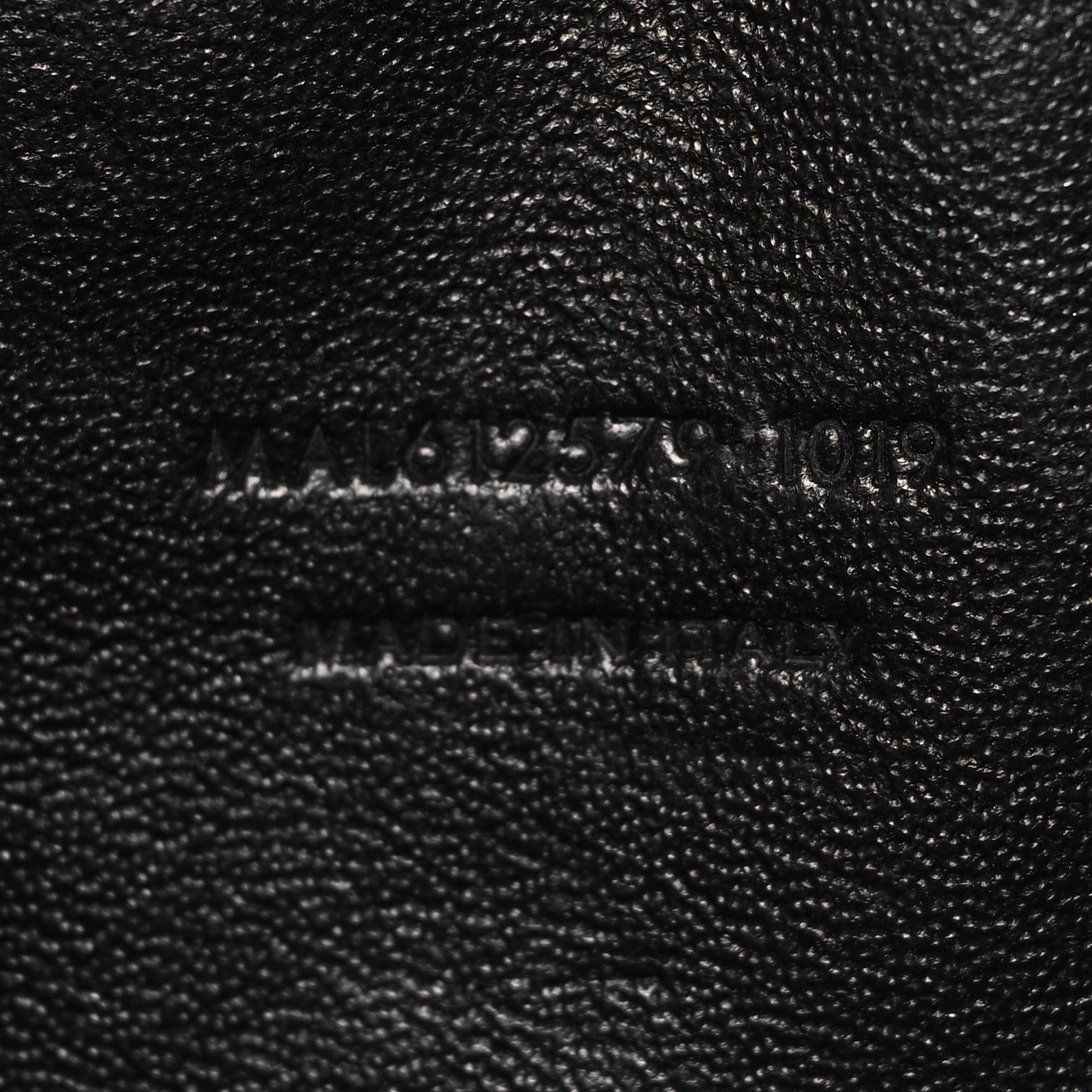 Saint Laurent Grain De Poudre Matelasse Monogram Mini Lou Camera Bag Marble Pink 7 of 10