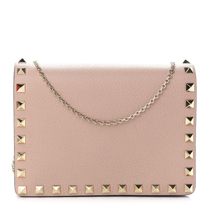 Valentino Garavani Pebbled Calfskin Rockstud Wallet on Chain Poudre 1 of 10
