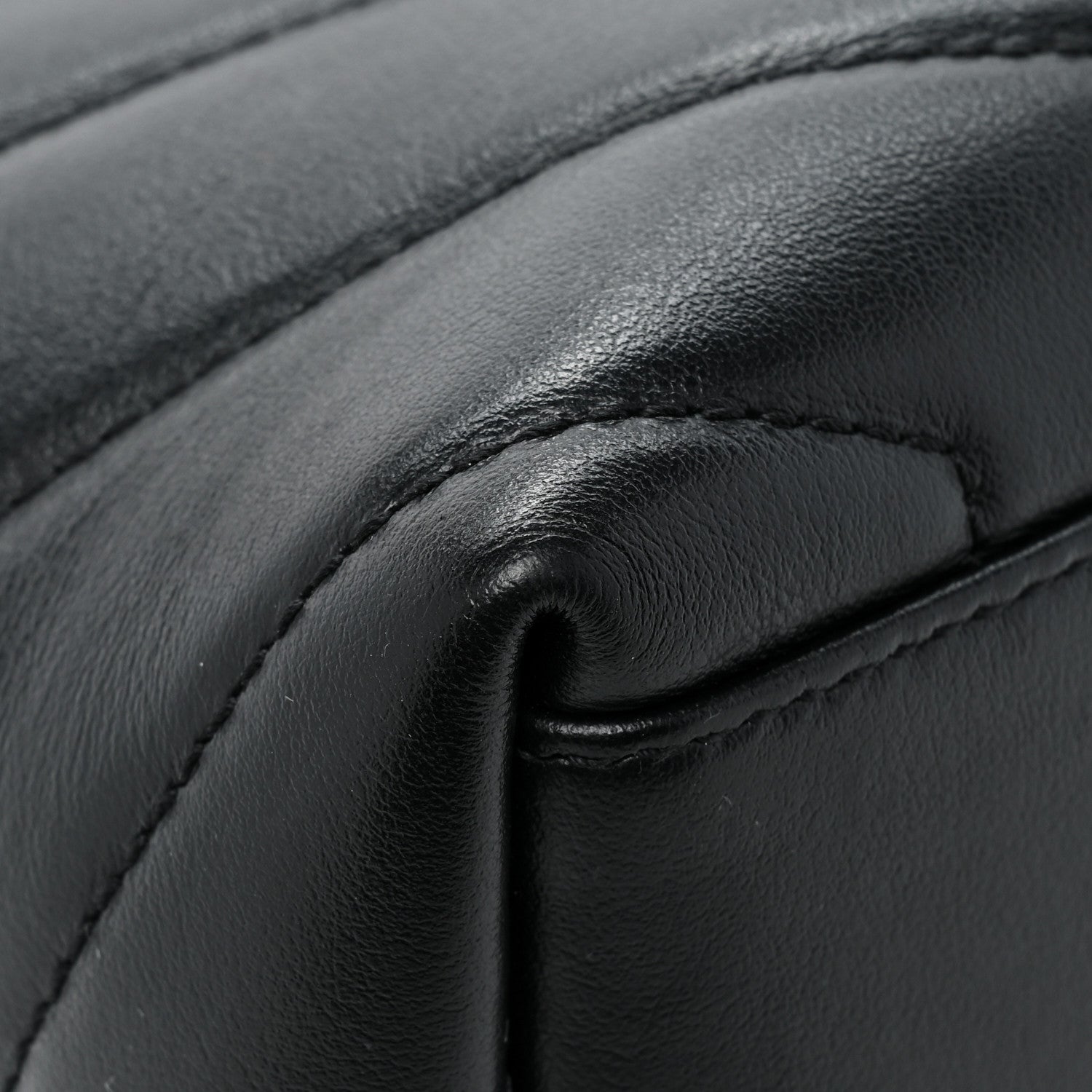 Saint Laurent Calfskin Y Quilted Monogram Monochrome Small Loulou Chain Satchel Black 16 of 17