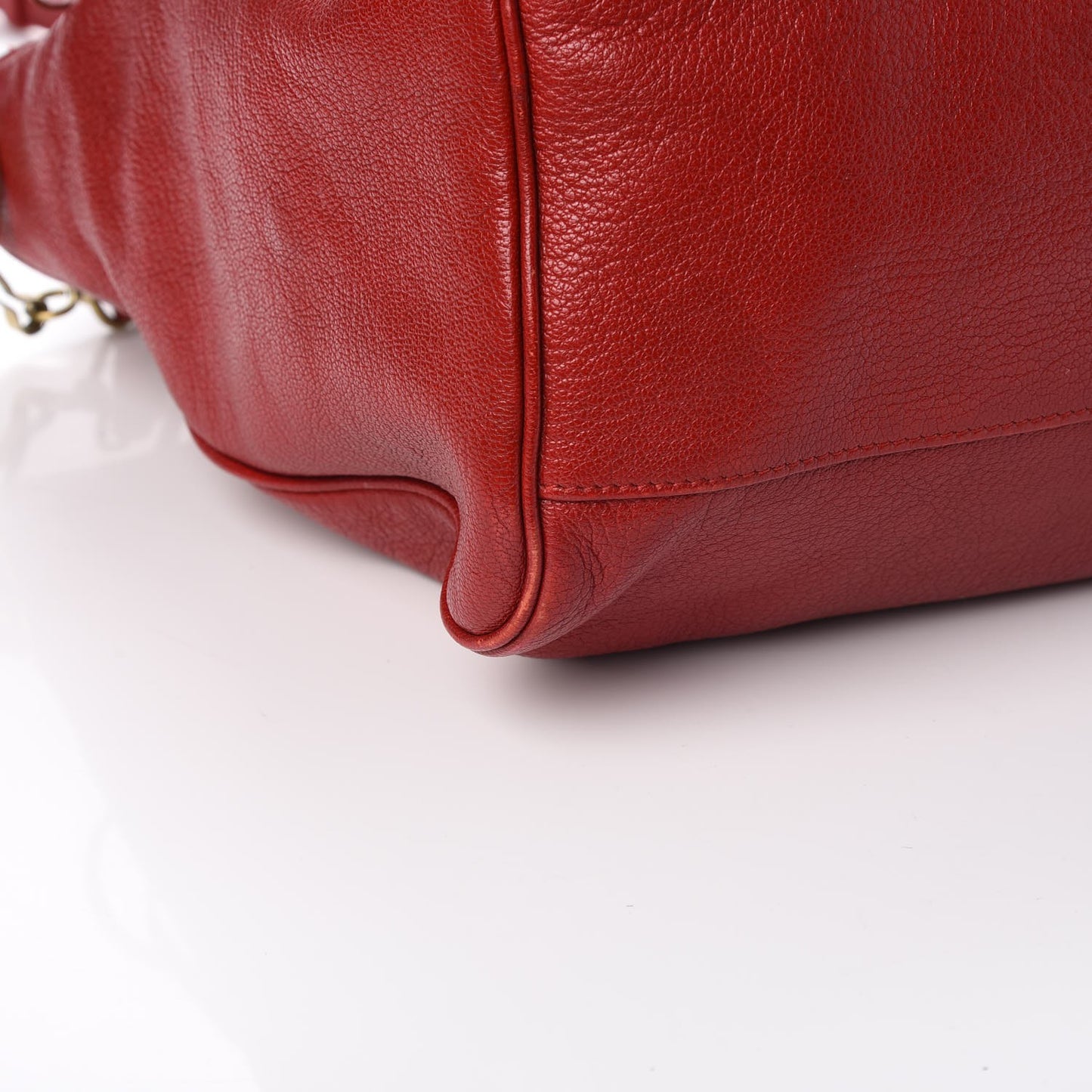 Sugar Goatskin Classic Gold Hardware Velo Rouge Rouge Coquelicot