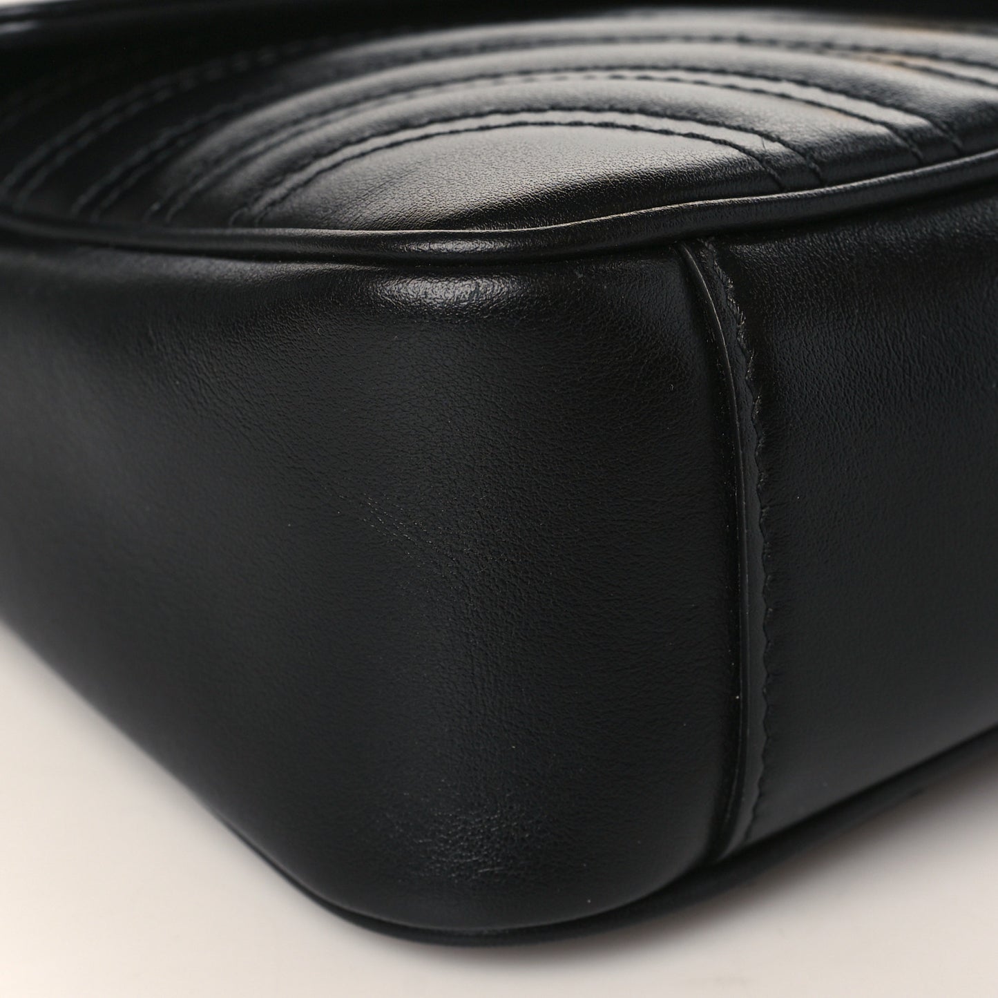 Calfskin Matelasse Small GG Marmont Shoulder Bag Black